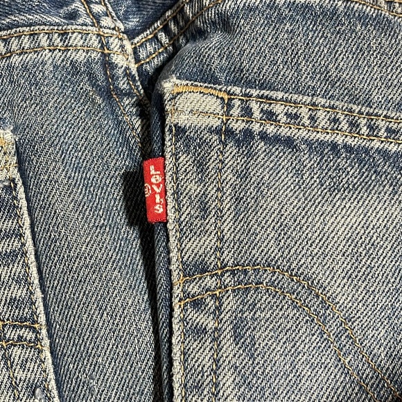 Men’s 561 vintage 90’s  patch work denim Levi’s Size 32x32 - Picture 17 of 17